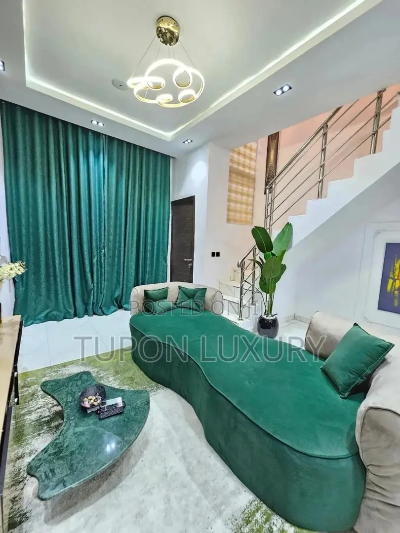 Luxury 1 Bedroom Duplex in Lekki Phase 1