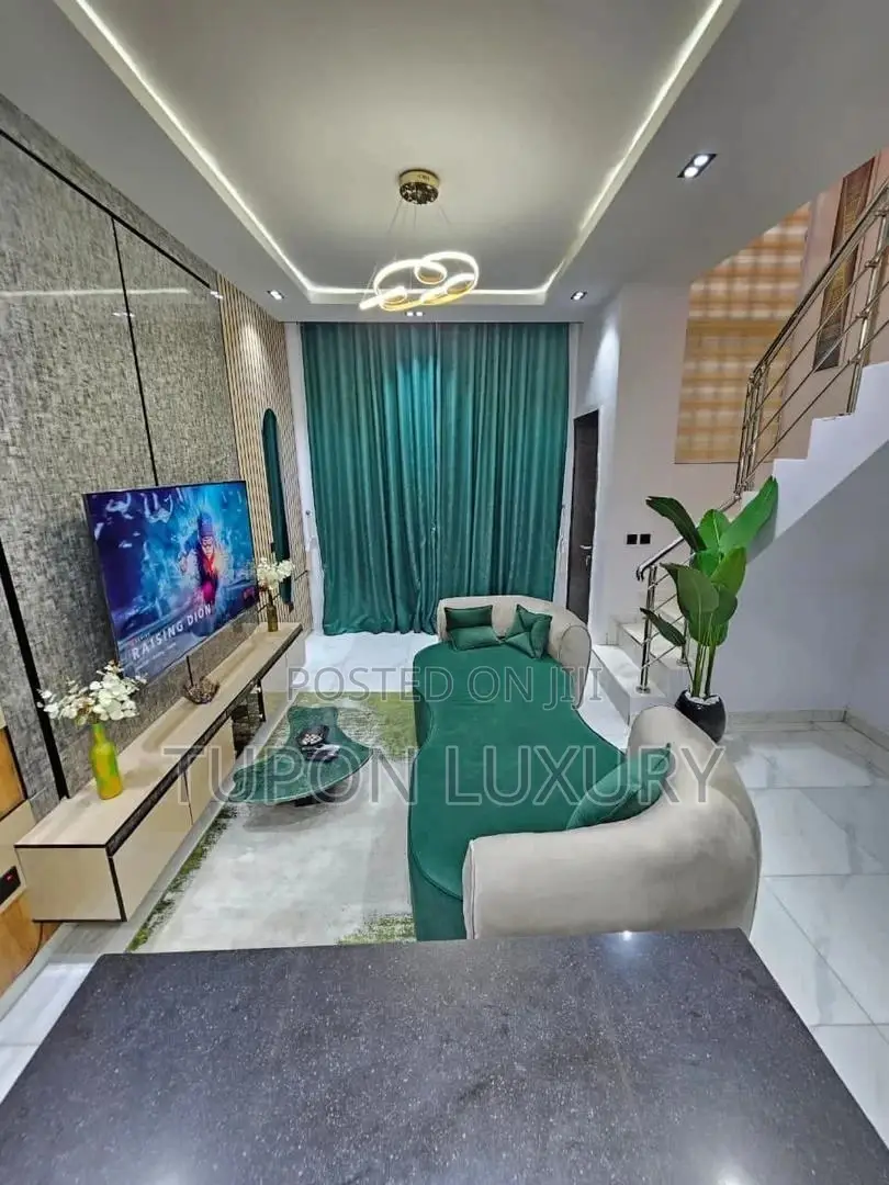 Luxury 1 Bedroom Duplex in Lekki Phase 1