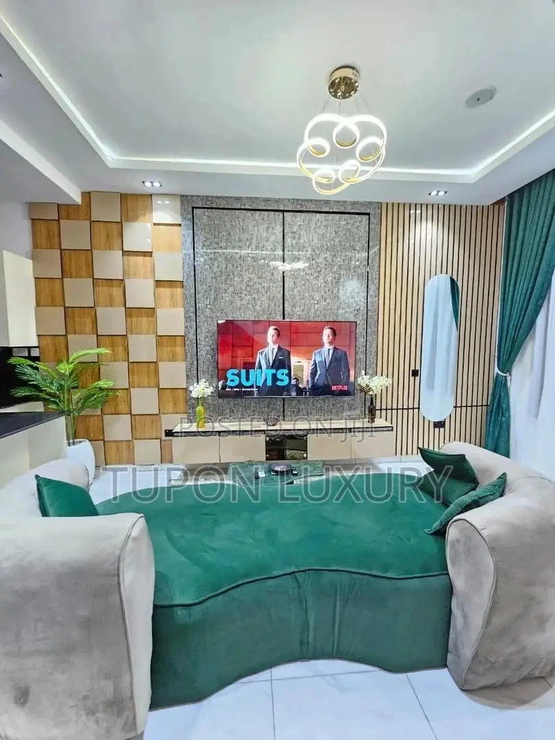 Luxury 1 Bedroom Duplex in Lekki Phase 1