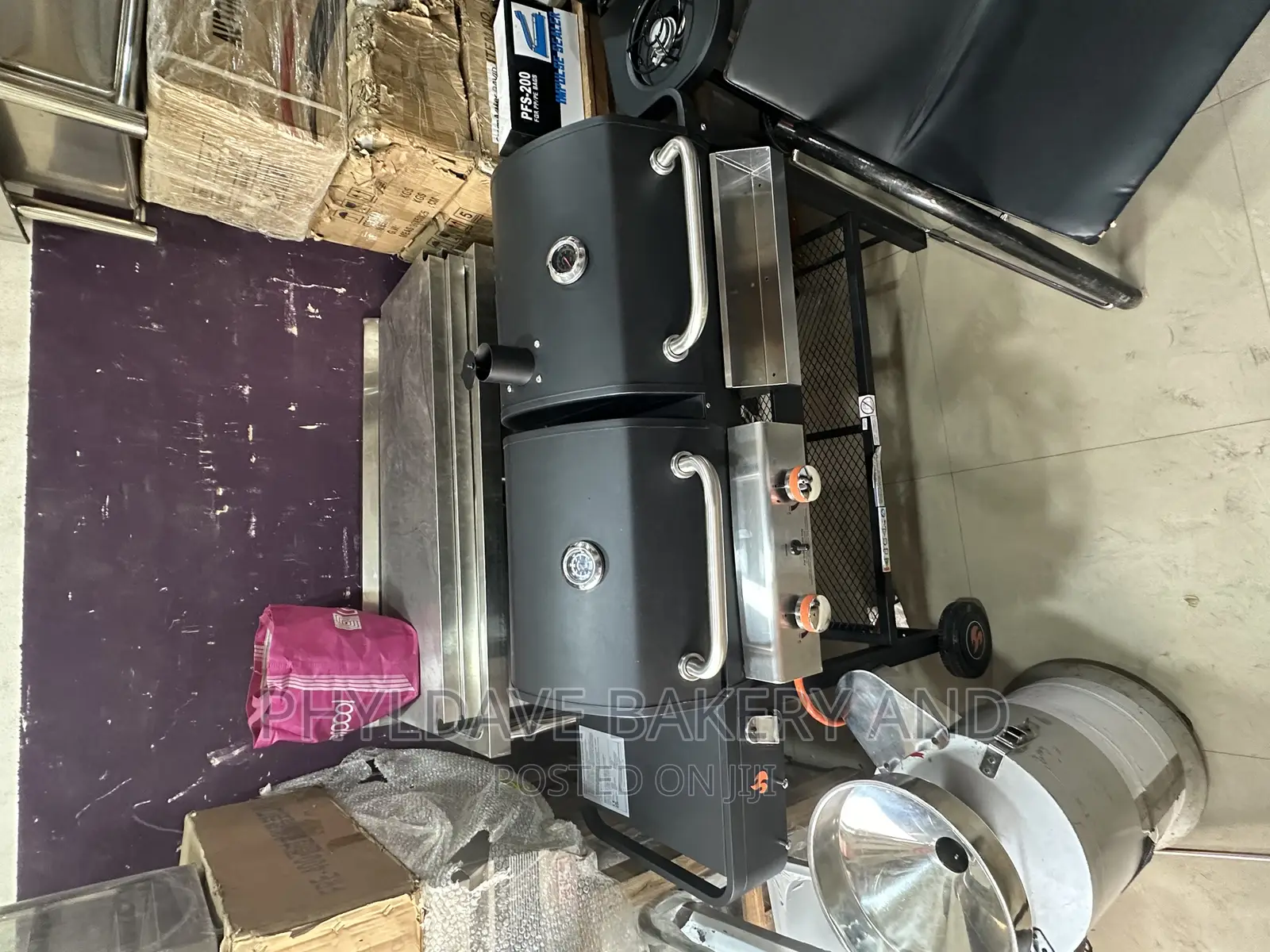 Charcoal Gas Barbecue(Bbq) Machine With Under Storage