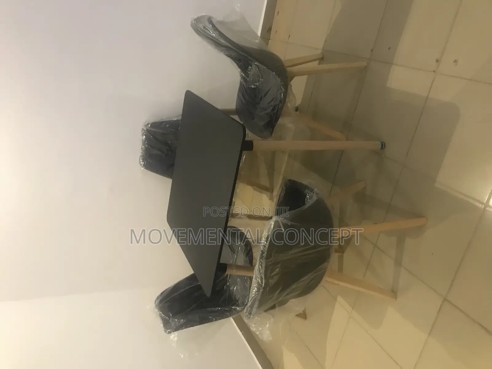 4 Seater Mini Dinning Set