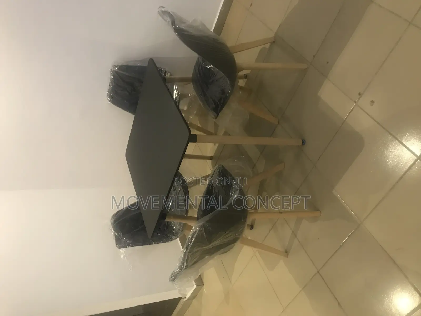 4 Seater Mini Dinning Set
