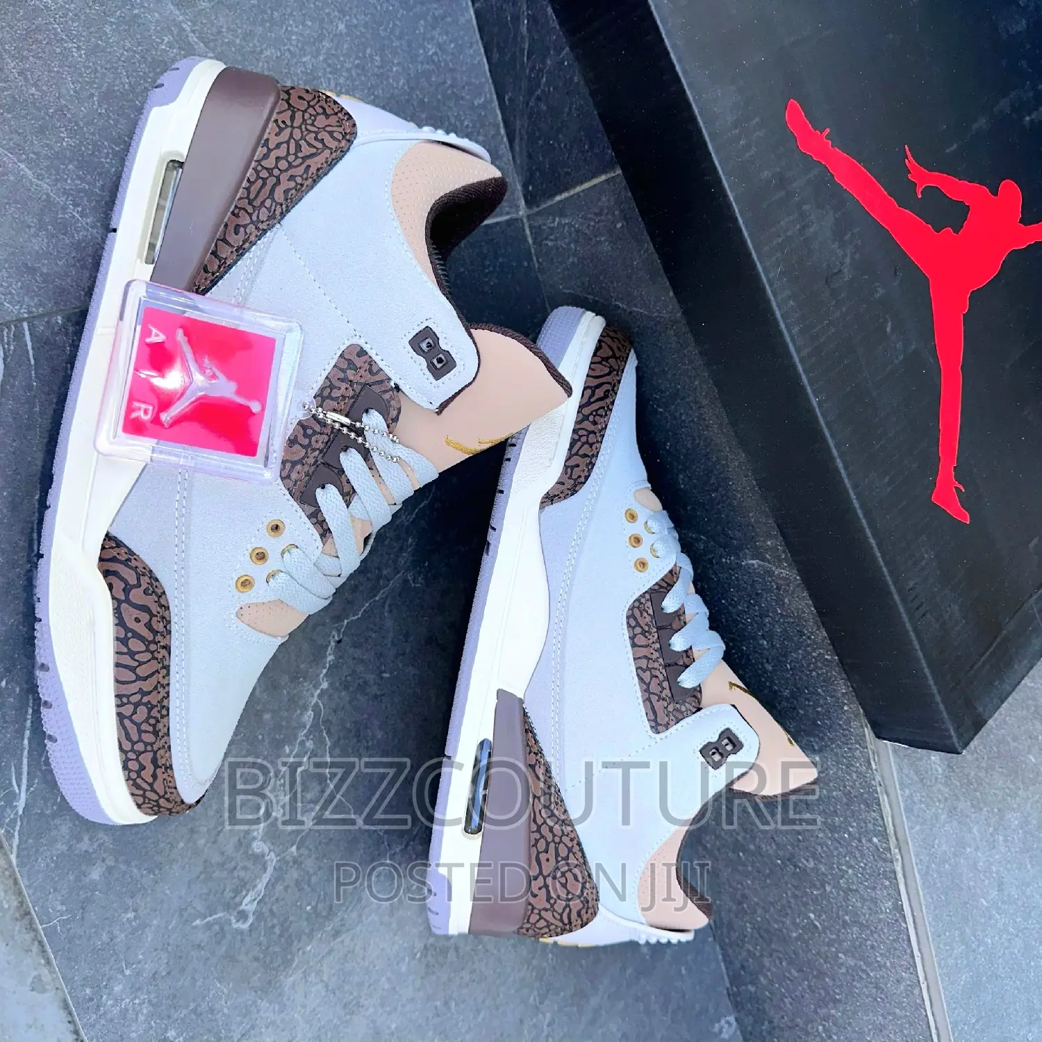 Original AIR JORDAN 1retro Hi OG Available Instore