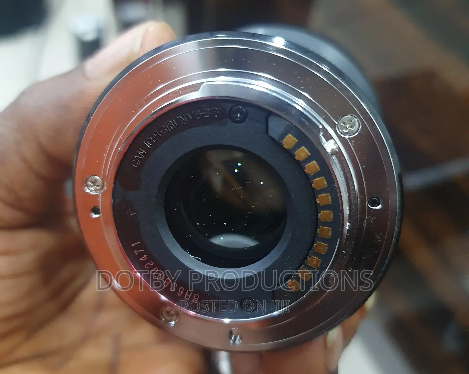 Lumix 42.5mm F1.7