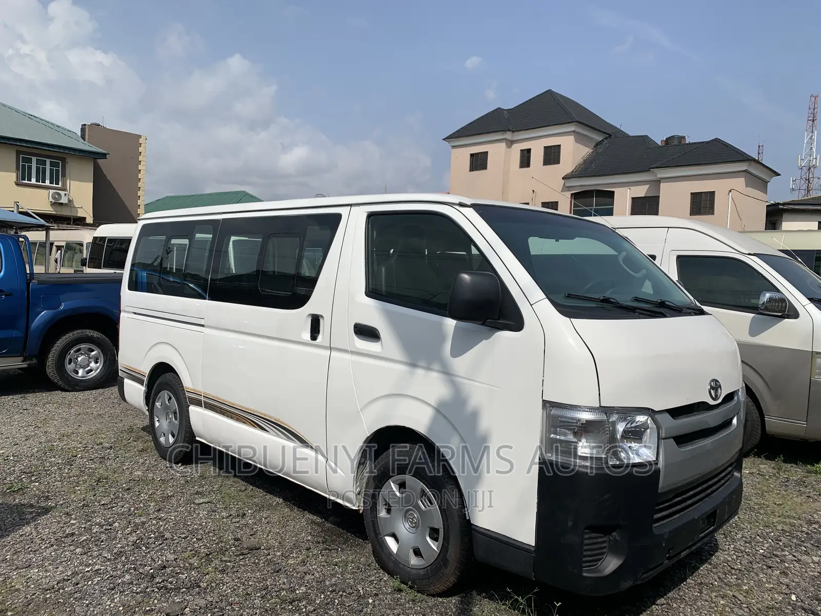 Toyota HiAce 2012 White