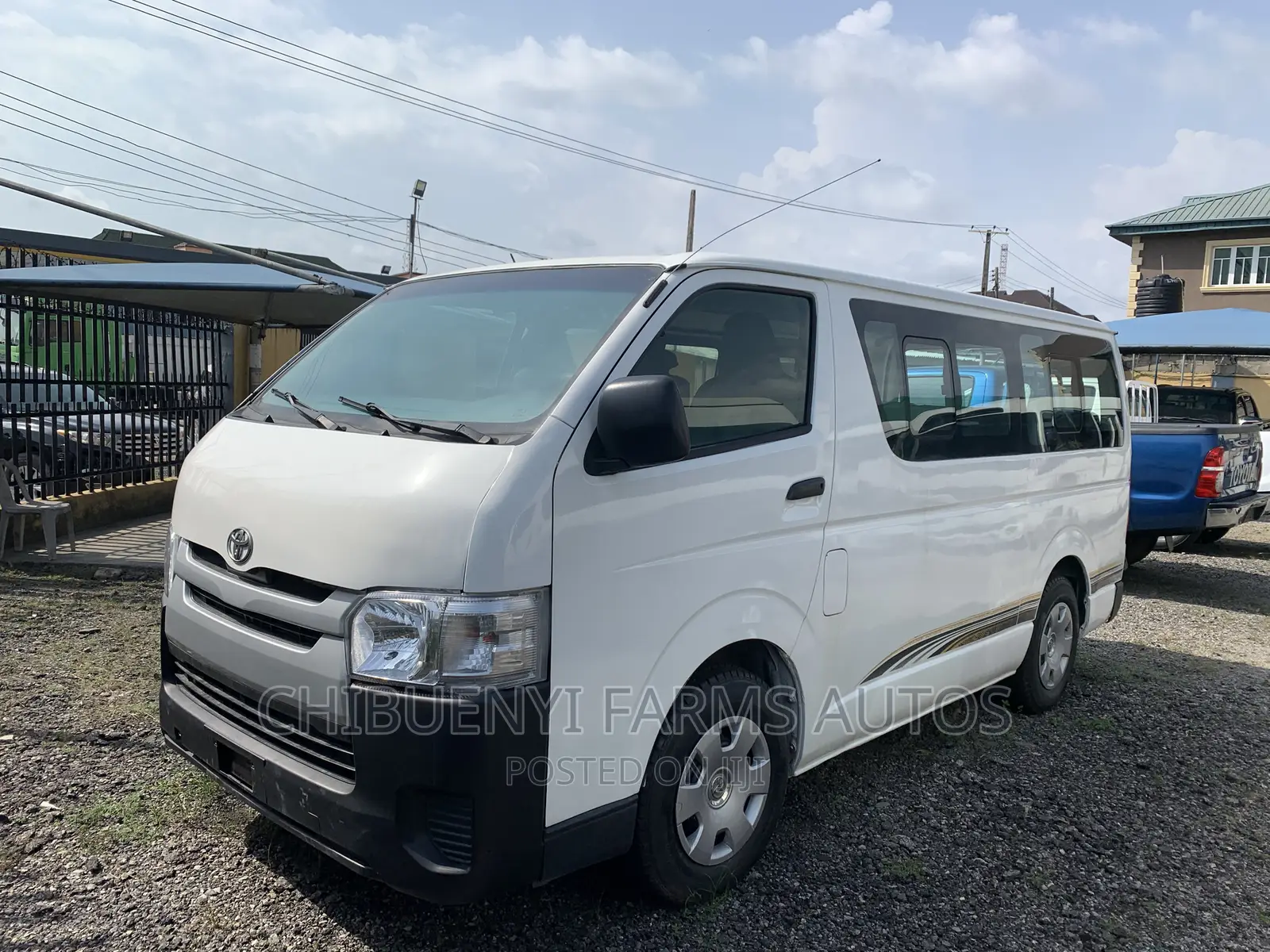 Toyota HiAce 2012 White