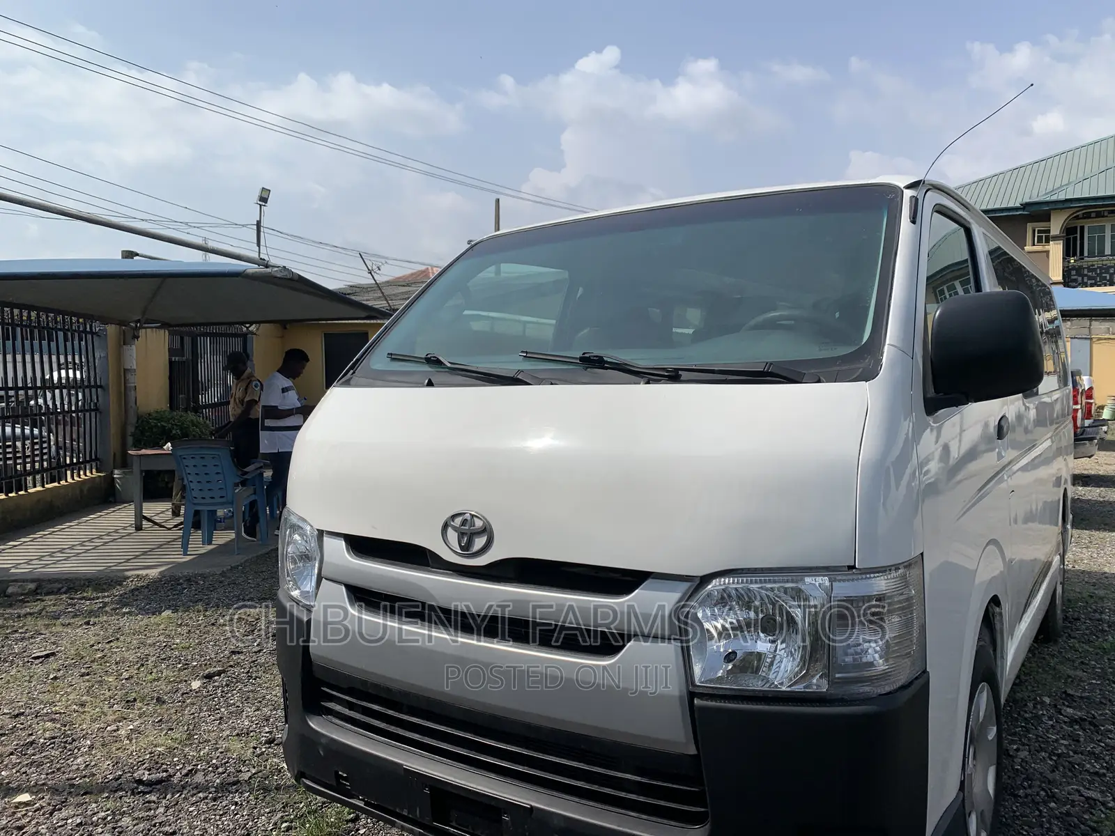 Toyota HiAce 2012 White