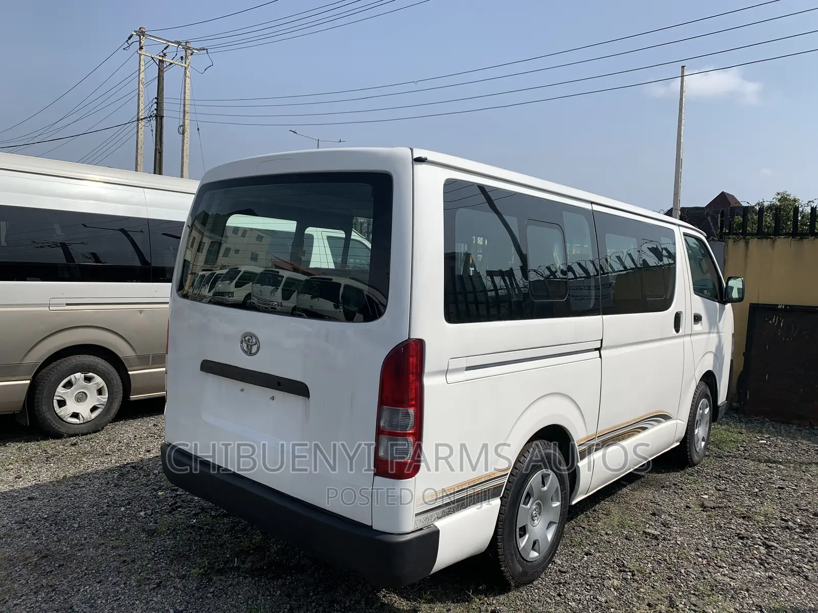 Toyota HiAce 2012 White