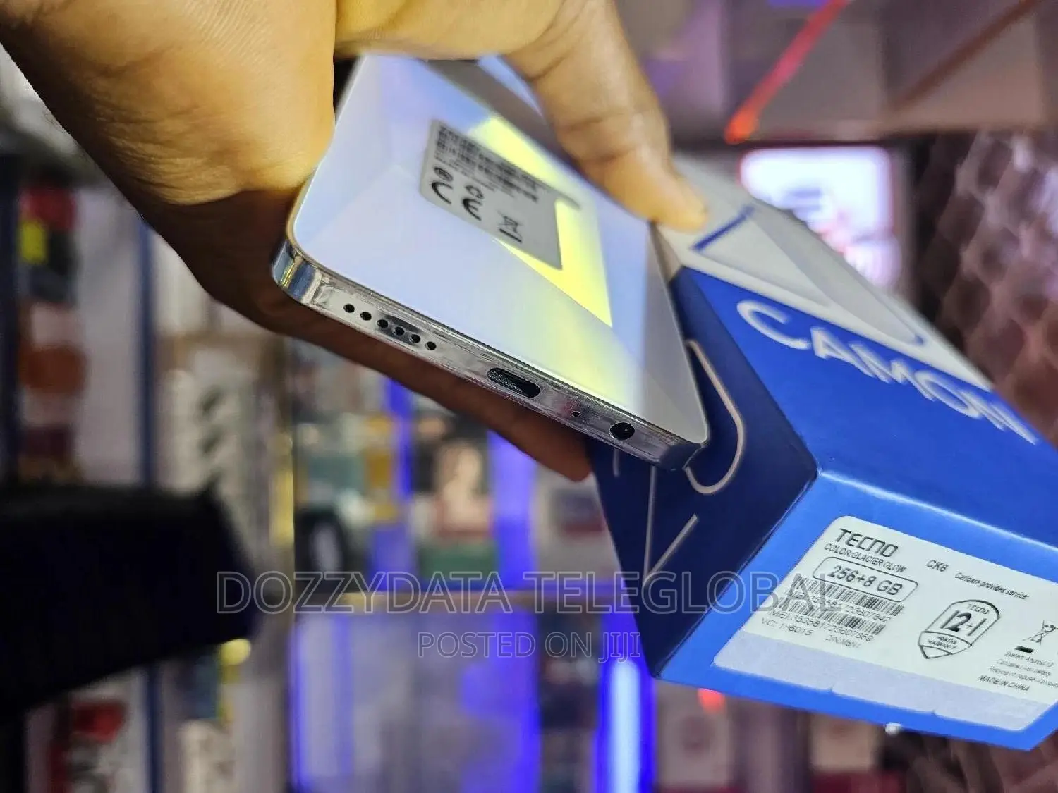 Tecno Camon 20 256 GB Silver