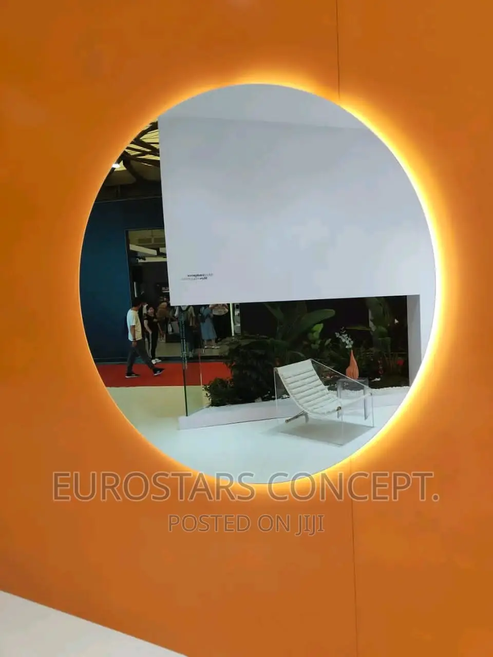 Simple Round Luxury Mirror With 3 Colours Back Lights