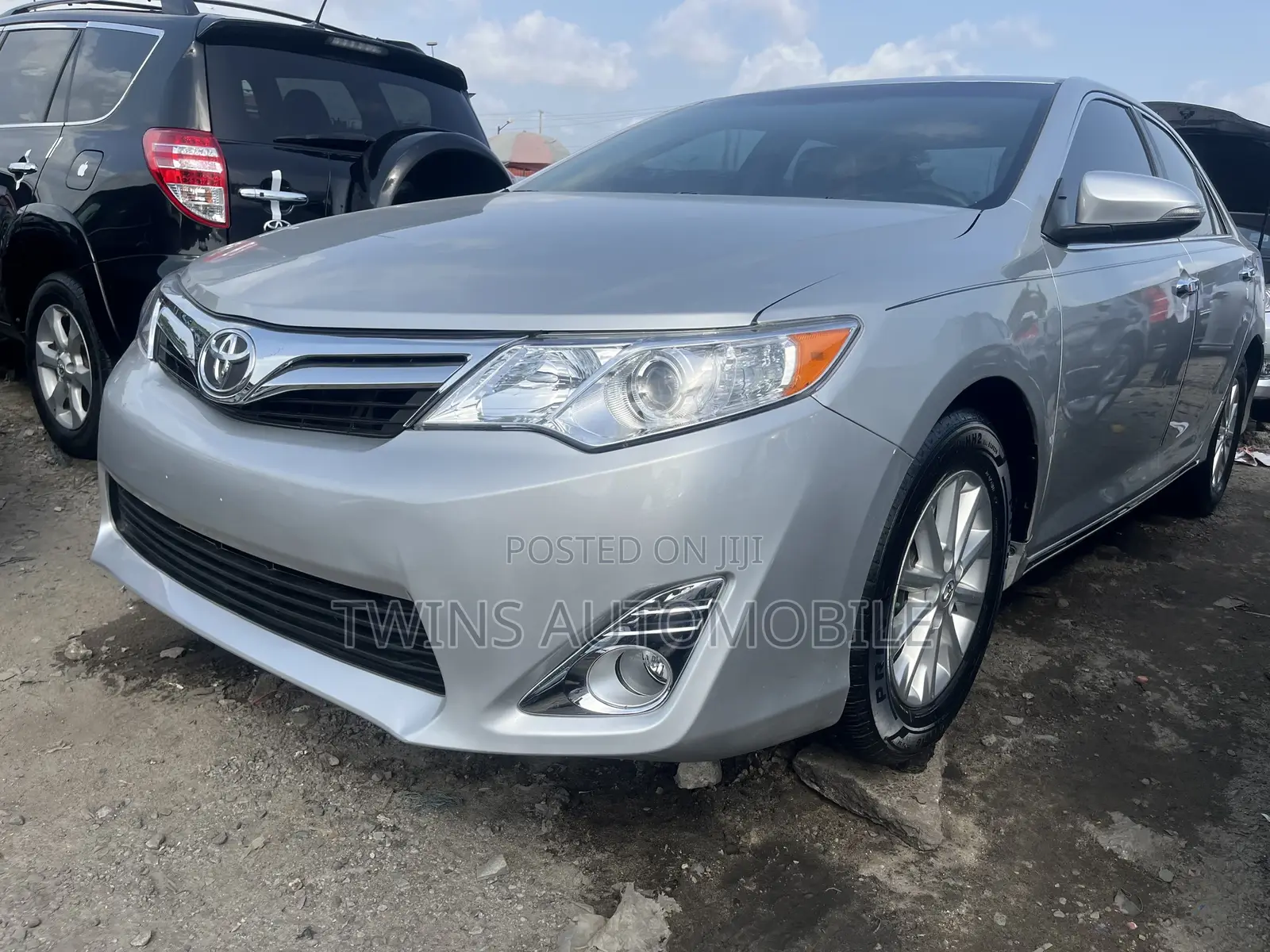 Toyota Camry LE 4dr Sedan (2.5L 4cyl 6A) 2014 Silver