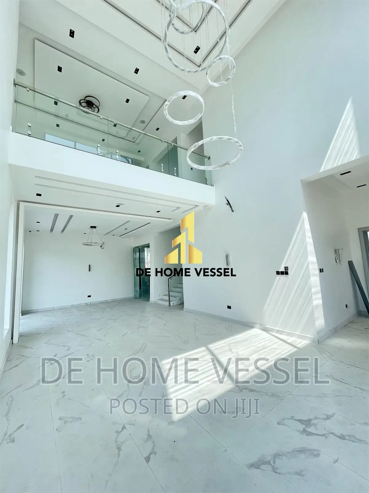 5bdrm Duplex in Osapa london for sale