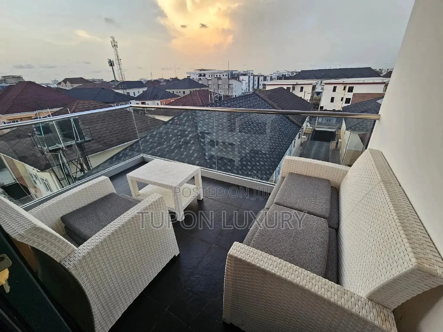 3bedroom Penthouse With Snooker Board