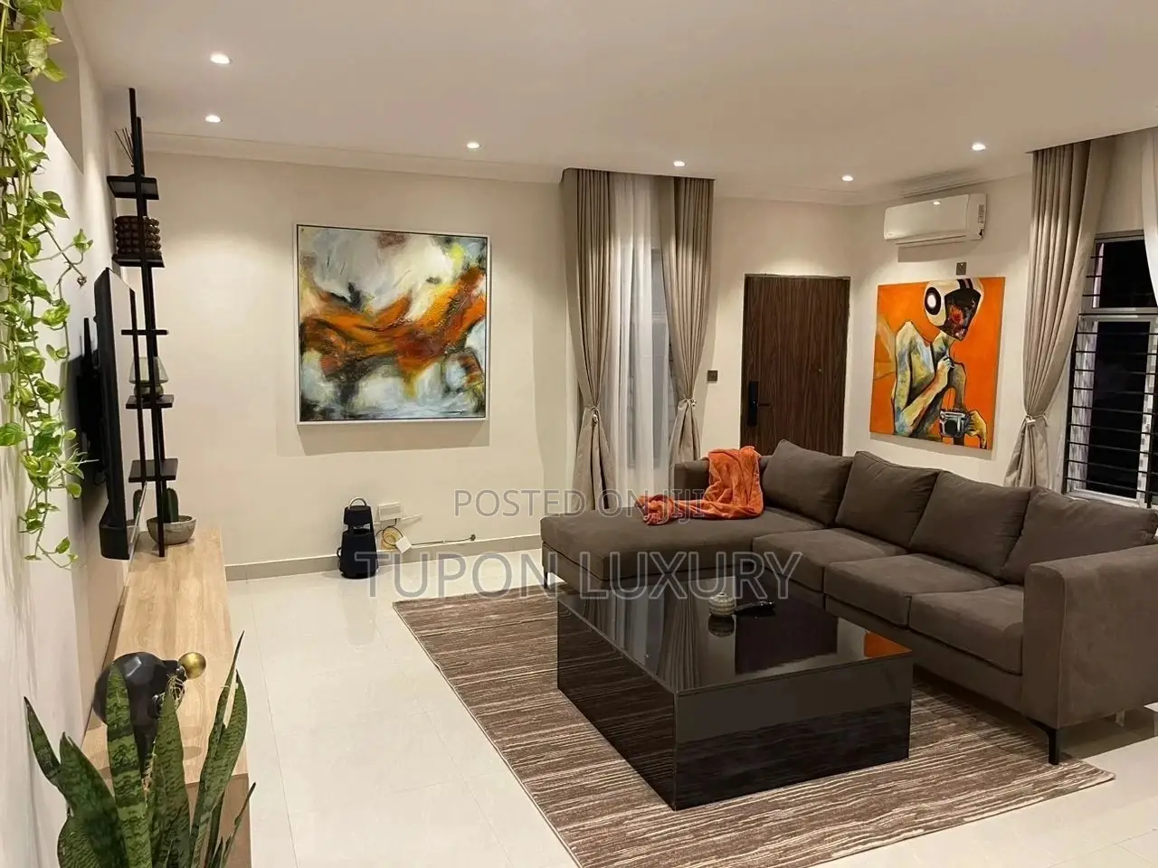 One Bed With Swimming Pool and Gym