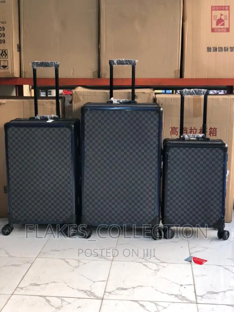 LV Set of 3 Luggage Box