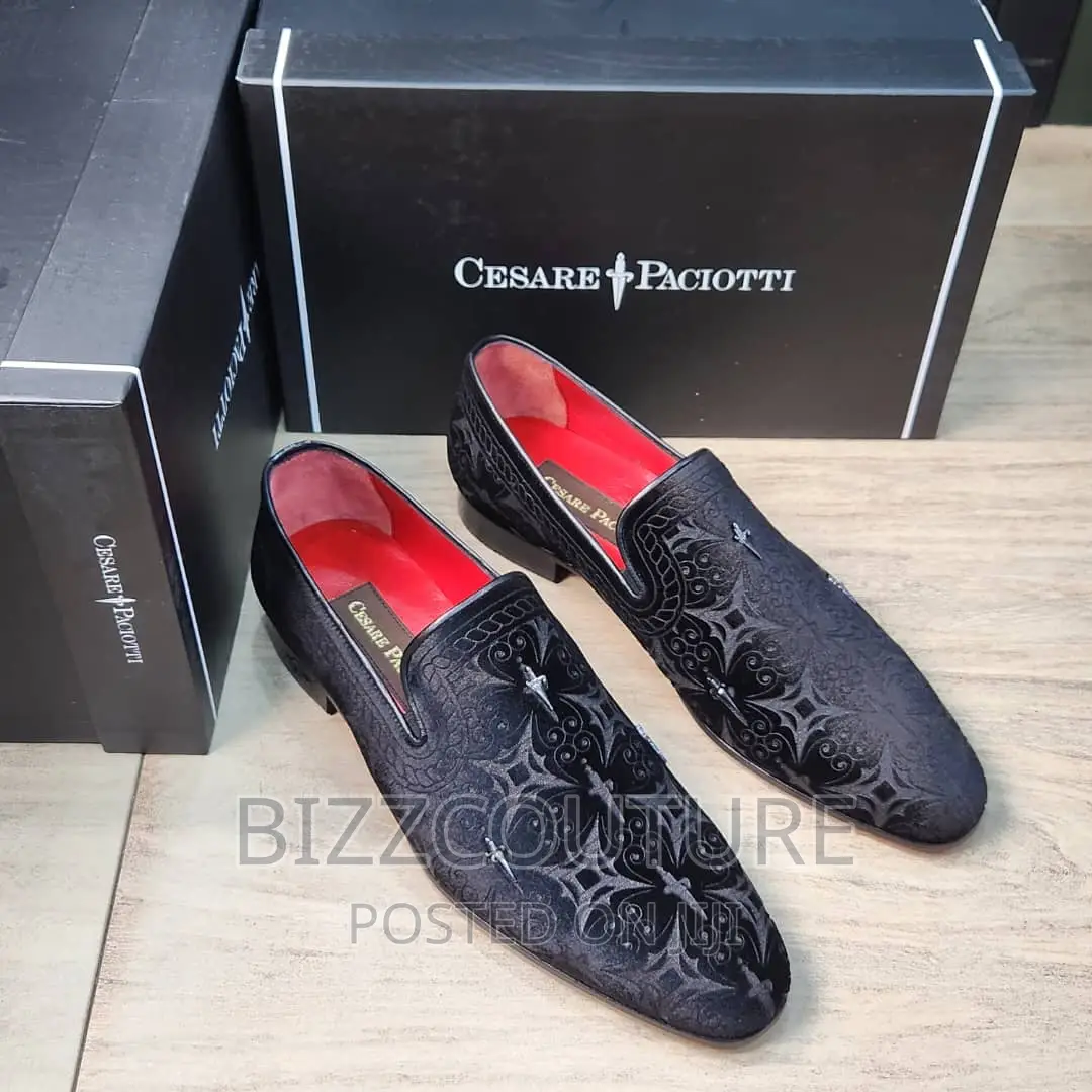 Original Italian CESARE PACIOTTI Loafers Available in Store