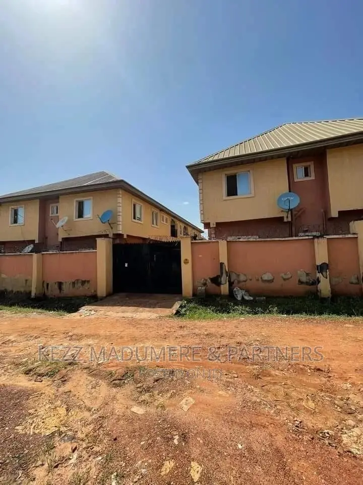 3bdrm Block of Flats in New Haven Ext, for sale