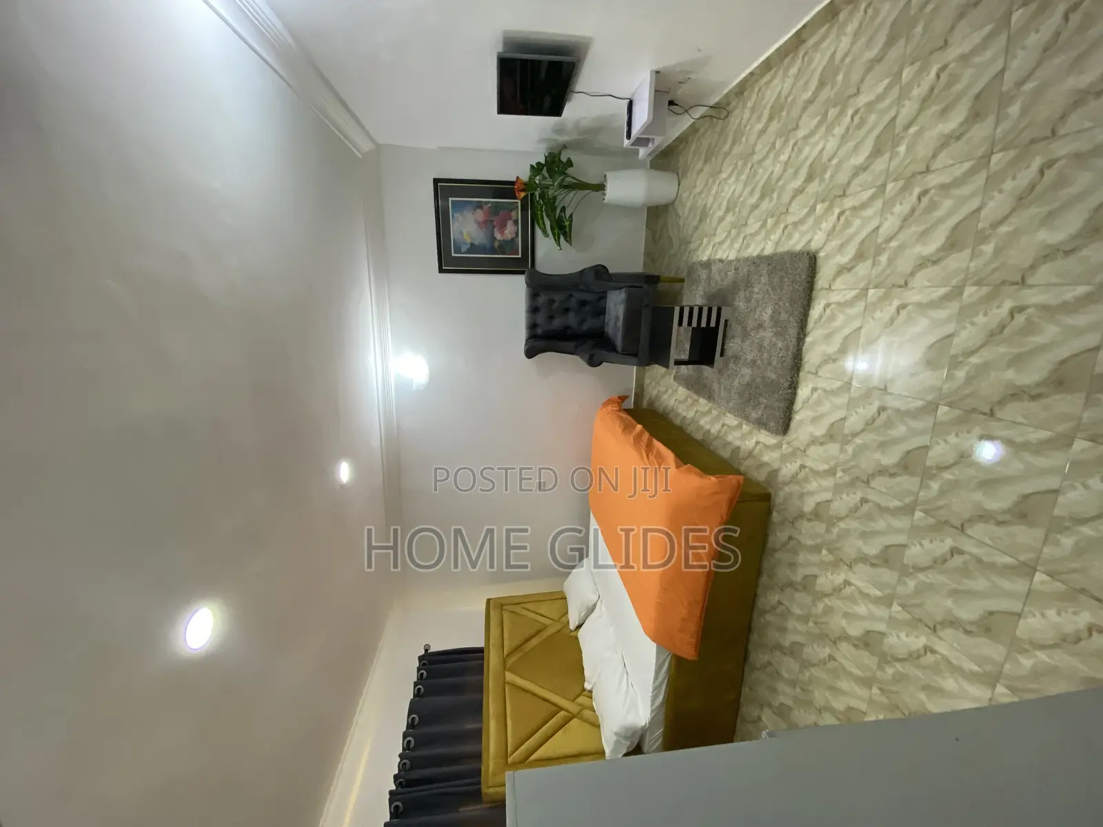 One Bedroom Apartment