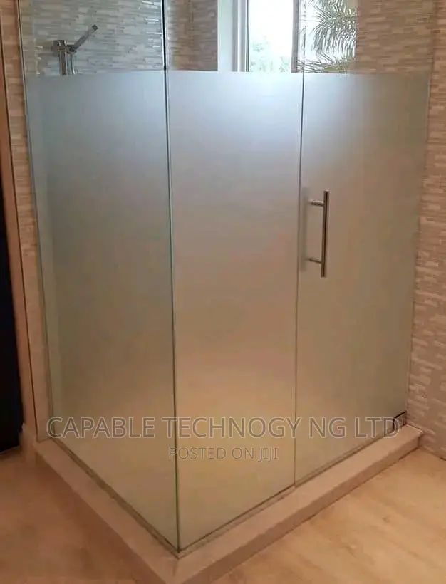 Standard Shower Cubicle