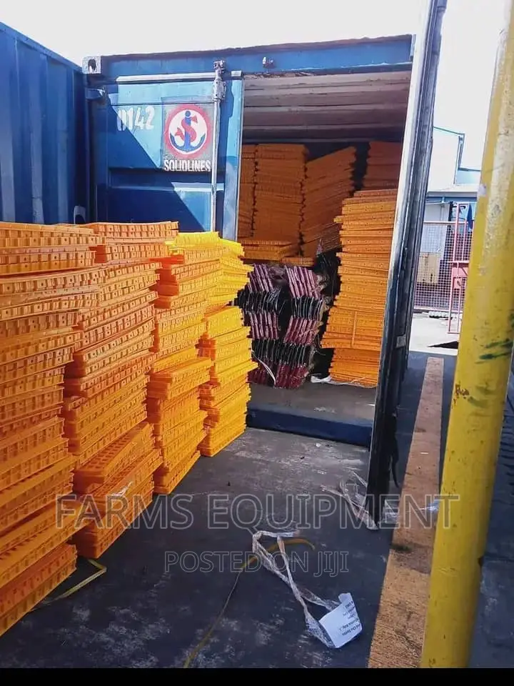 Birds Transport Crates