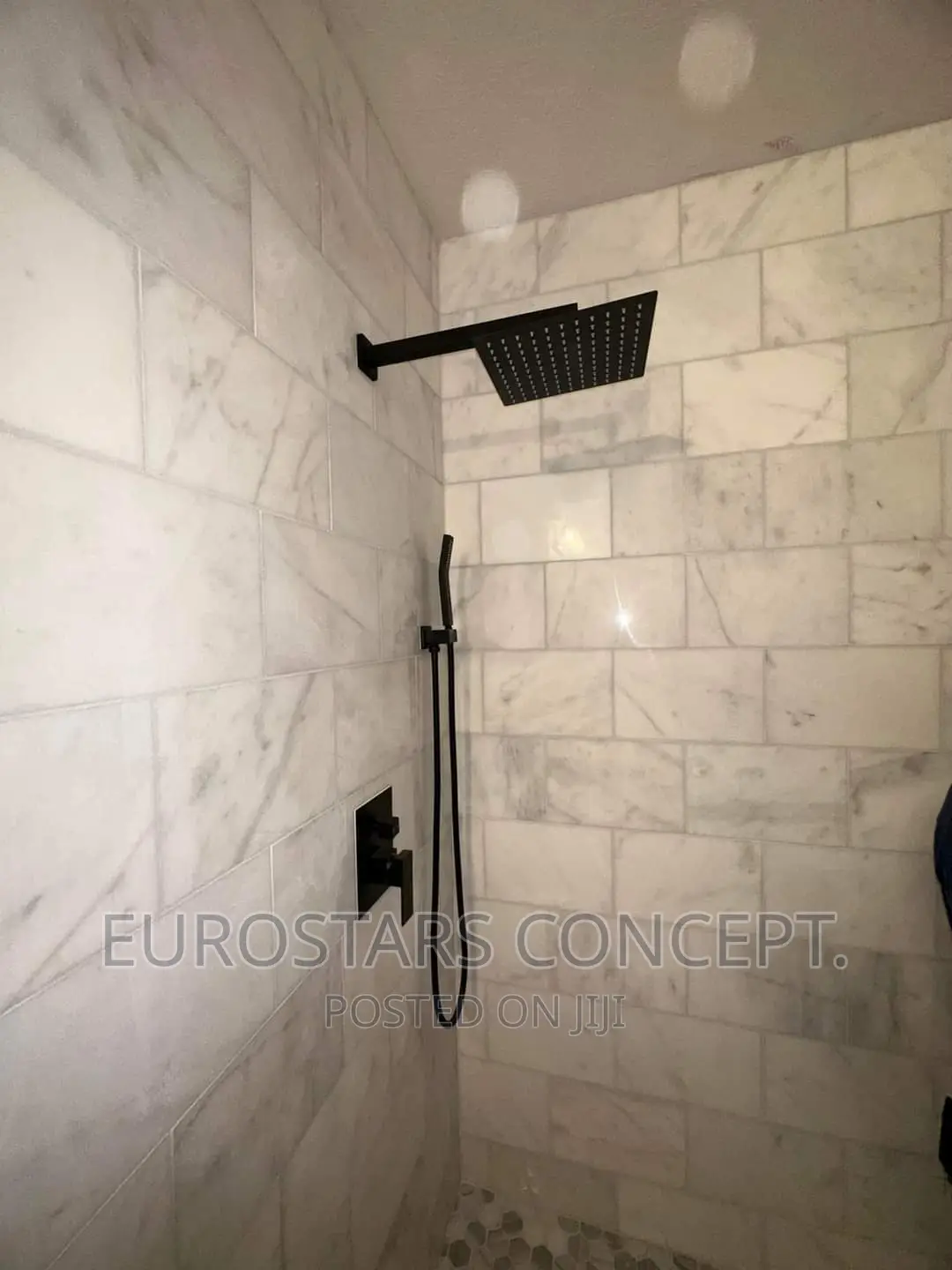 Black 5 Ways Condit Shower