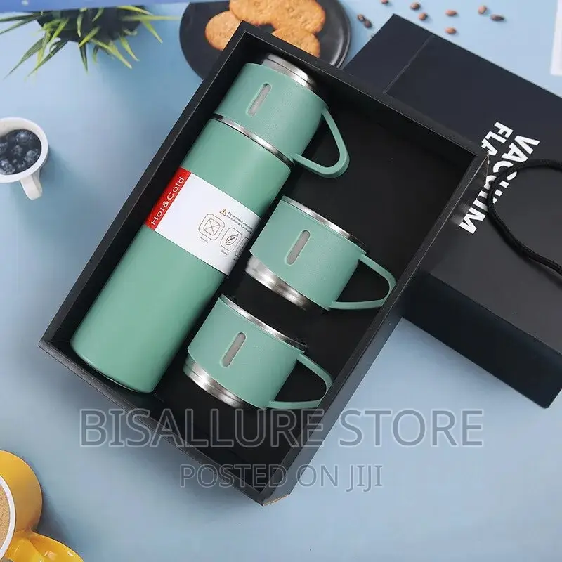 Portable Stainless Steel Insulated Flask With 2 Covers