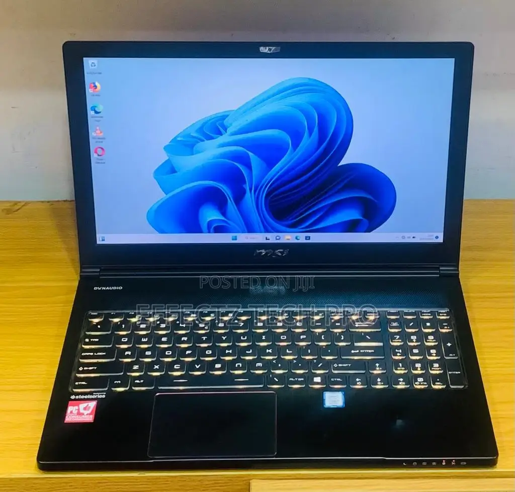 Laptop MSI GS63 Stealth 8RE 16GB Intel Core i7 SSD 512GB