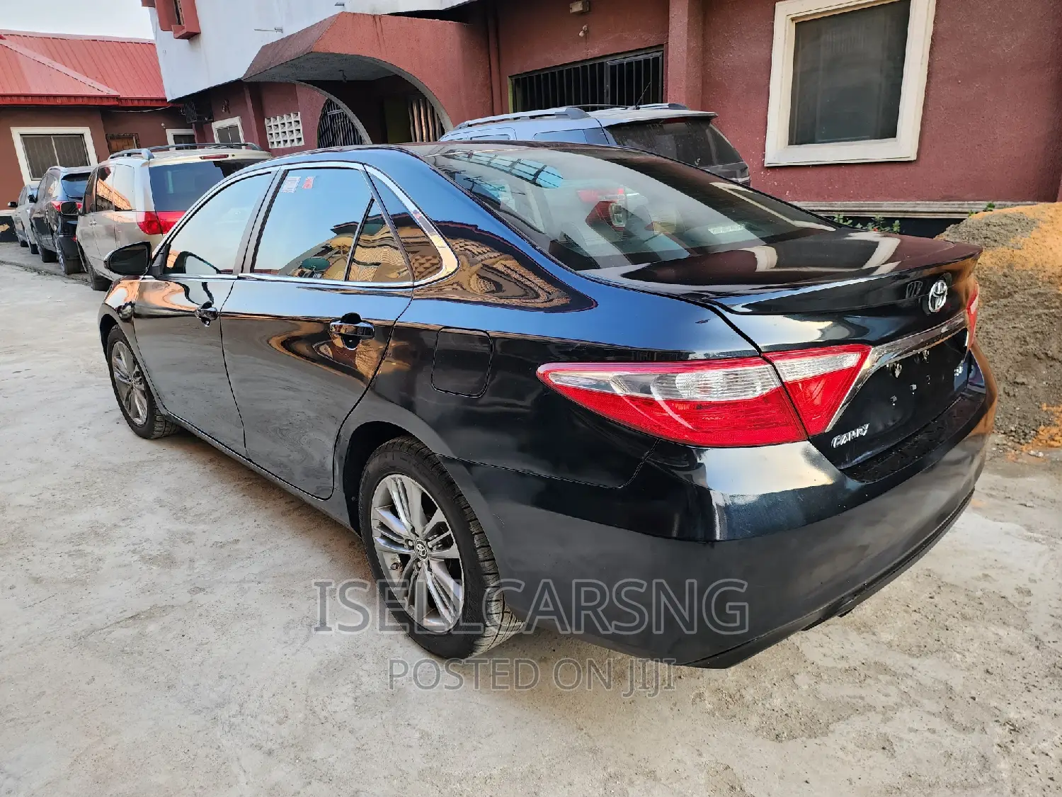 Toyota Camry SE 4dr Sedan (2.5L 4cyl 6A) 2015 Blue