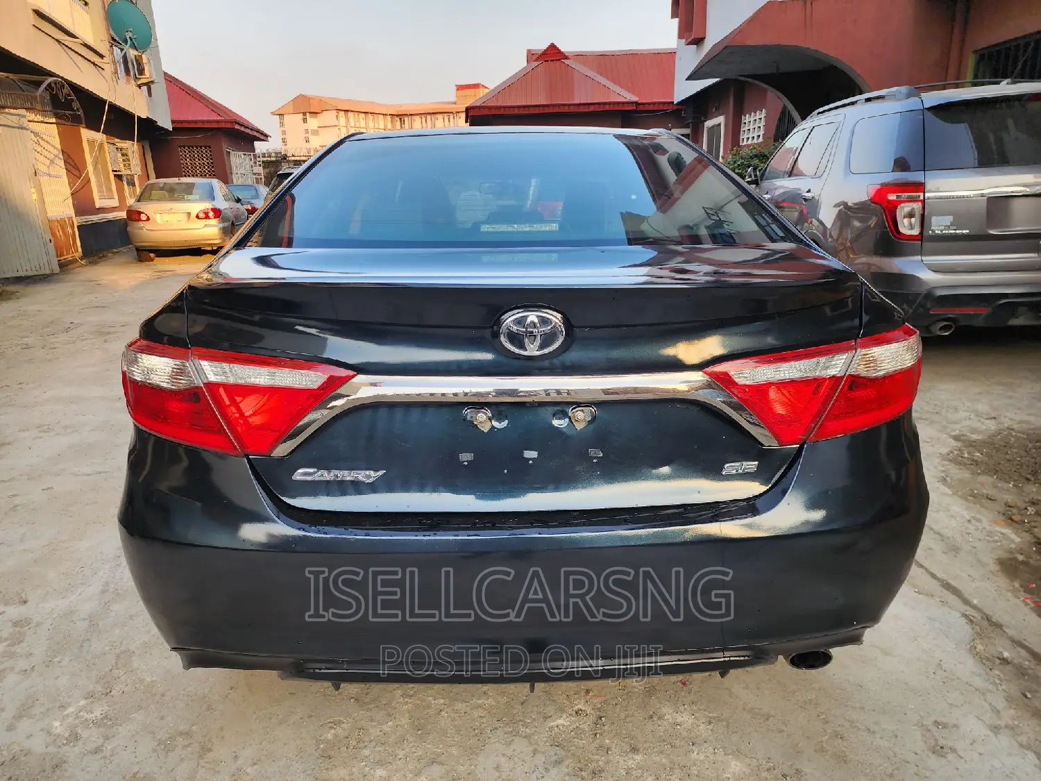 Toyota Camry SE 4dr Sedan (2.5L 4cyl 6A) 2015 Blue