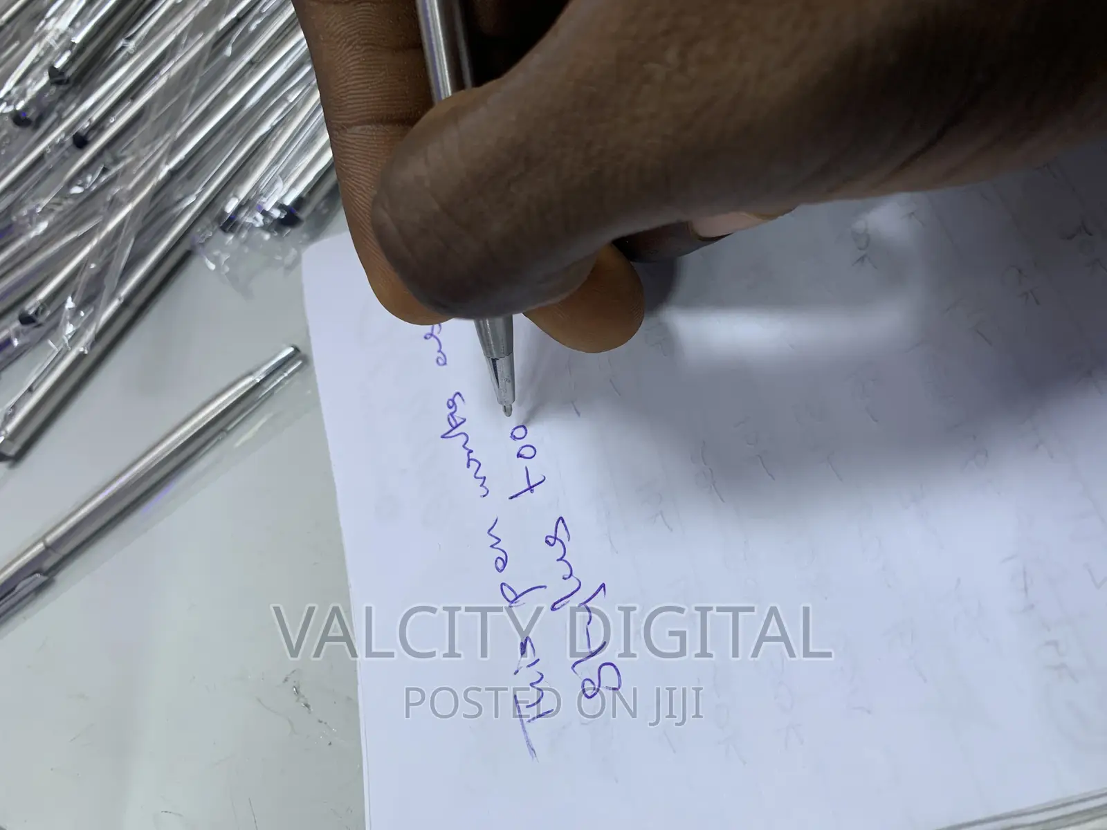 Universal Stylus Pen and Regular Pen Combine