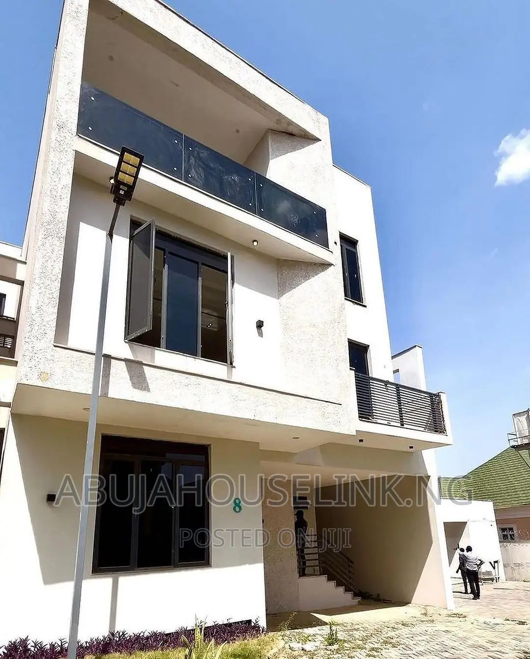 5bdrm Duplex in Guzape Abuja for sale