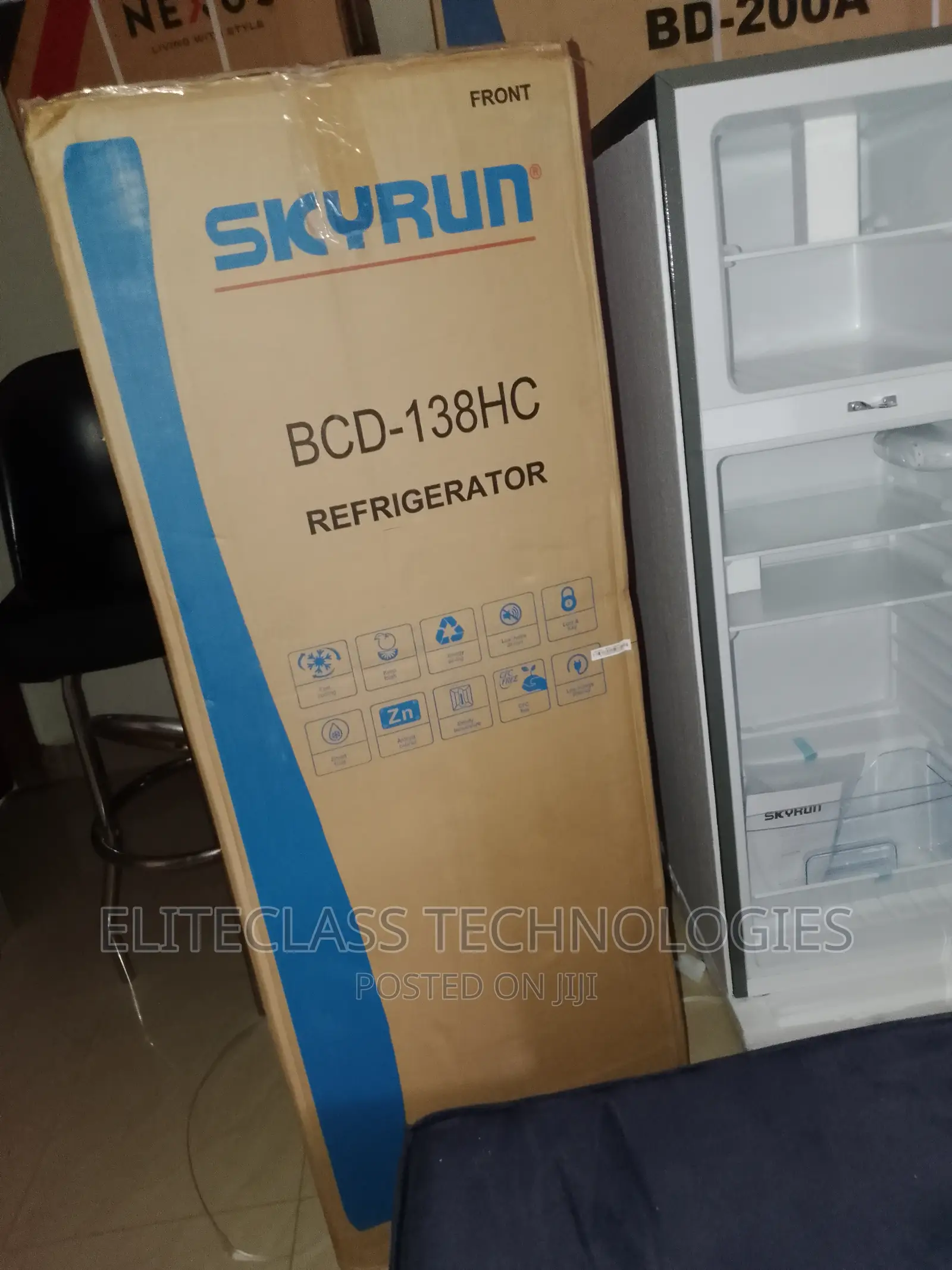 Skyrun BCD-138HC Refrigerator-Lock Key/Energy Saving