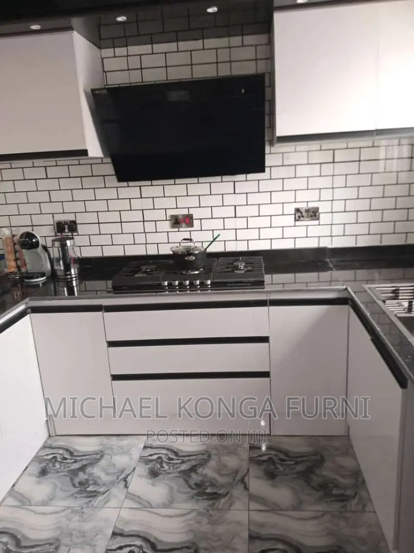 Classic Kitchen Cabinet