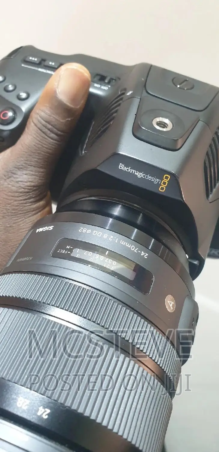 Blackmagic Pocket Cinema G2 With 24 - 70MM DG Sigma Lens