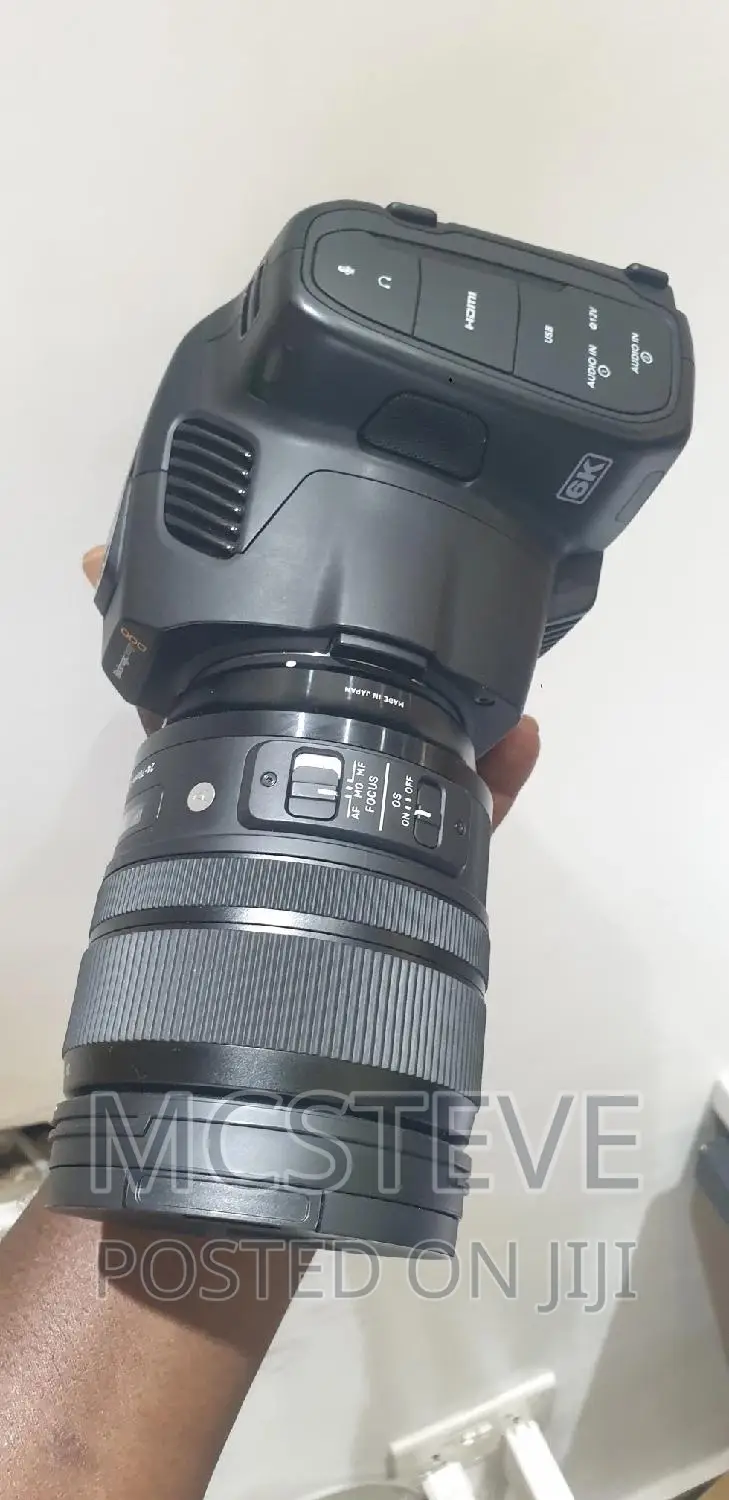 Blackmagic Pocket Cinema G2 With 24 - 70MM DG Sigma Lens
