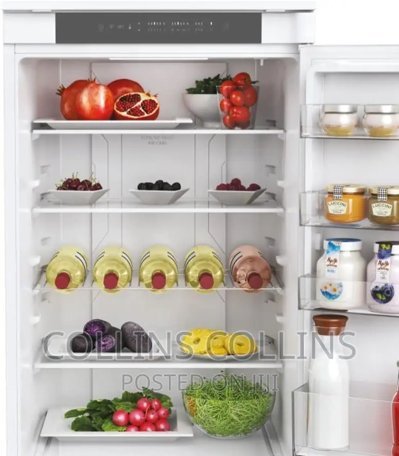 Hoover 70/30 Built-in/Integrated Frost Free Fridge Freezer