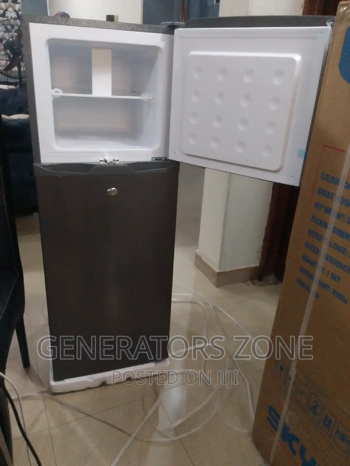 Classic 138l Skyrun Refrigerator With Top Freezer