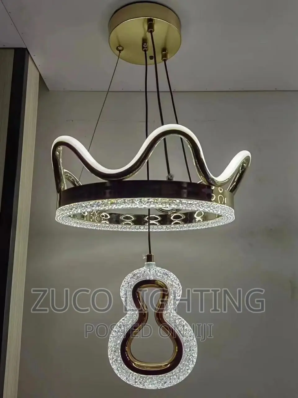 Modern LED Chandelier Light With 3 Different Colours of Ligt