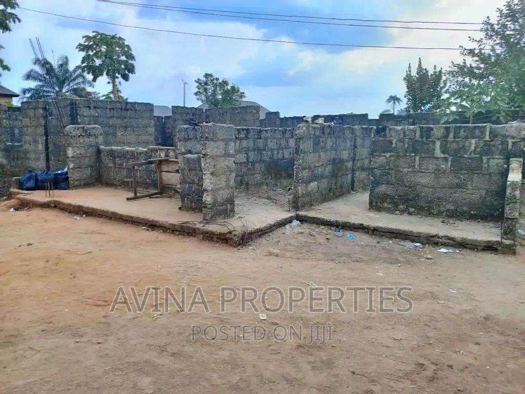 13 Rooms Self-Contained on Two Plots With Extra Uncomplicated Duplex