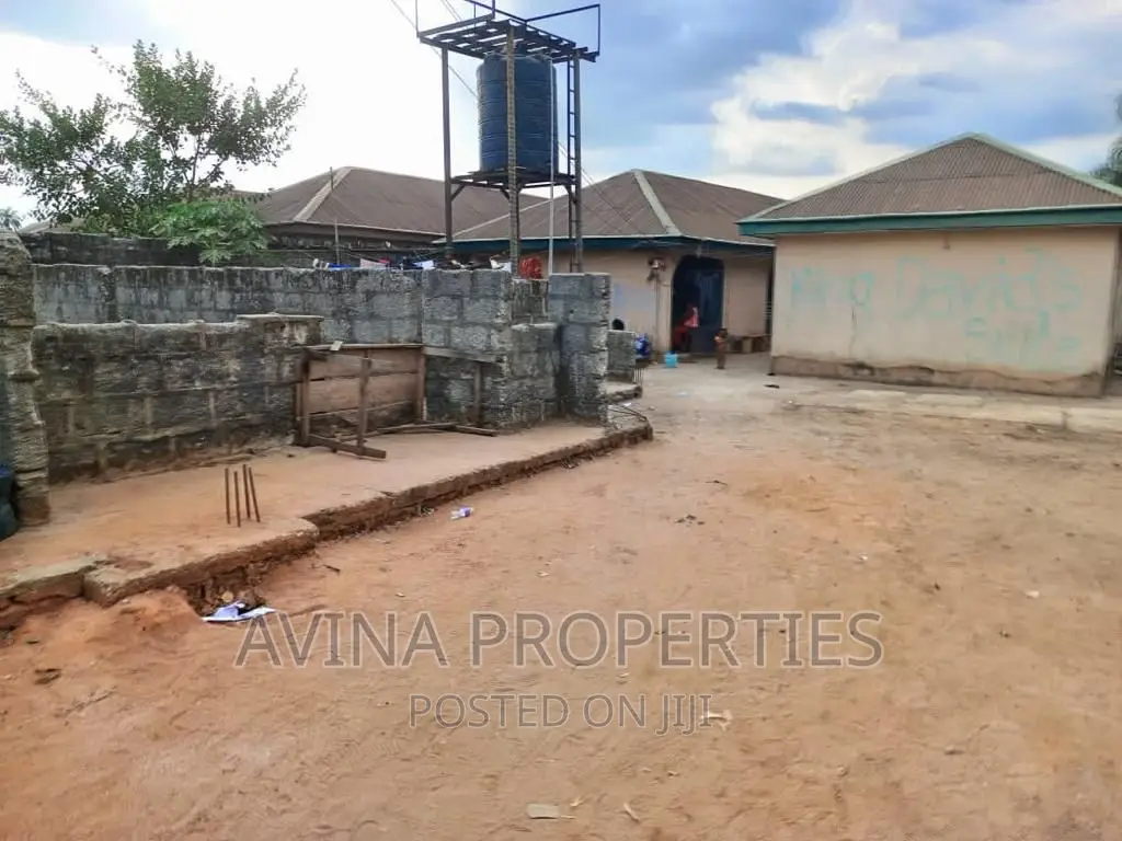13 Rooms Self-Contained on Two Plots With Extra Uncomplicated Duplex