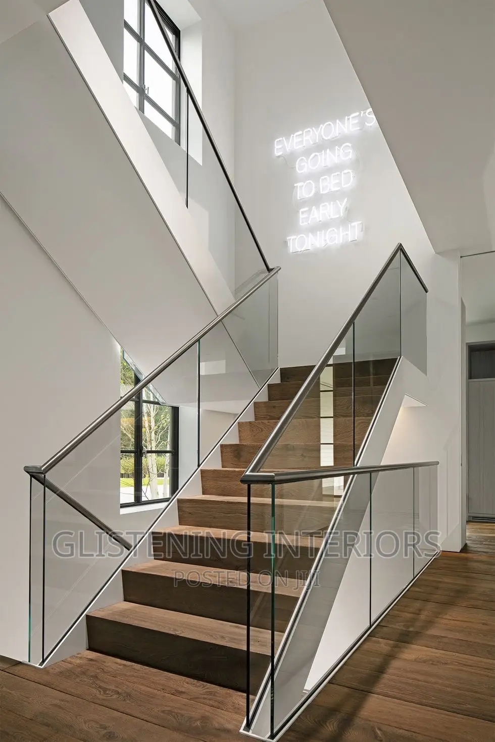See Inside a Sleek, Modern 10mm Tempered Glass