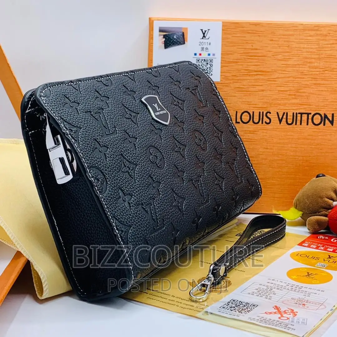Original LOUIS VUITTON Clutches Bags Available in Store