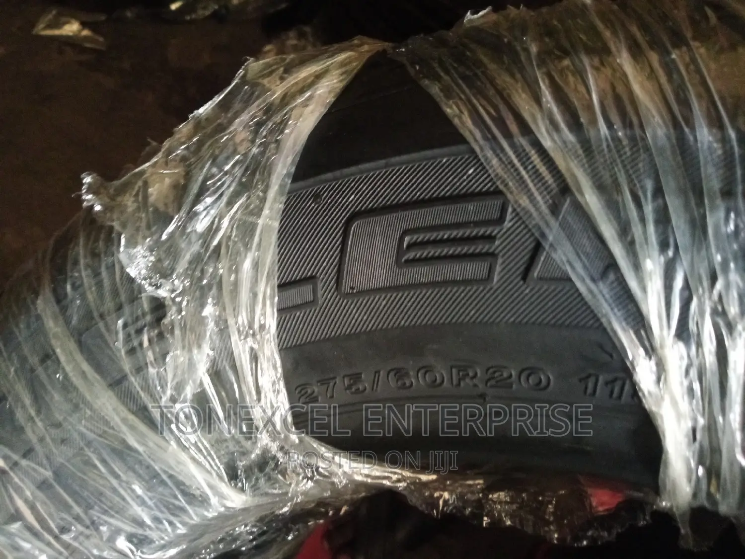 Bridgestone Japan Tyre 275/60/20 , 18months Warranty