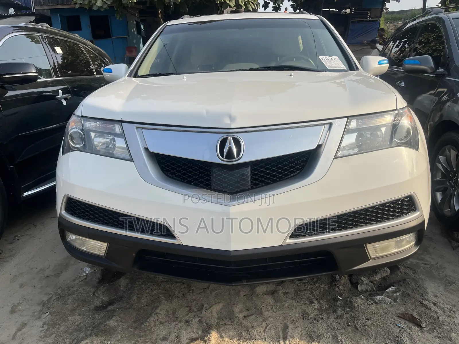Acura MDX SUV 4dr AWD (3.7L 6cyl 6A) 2010 White