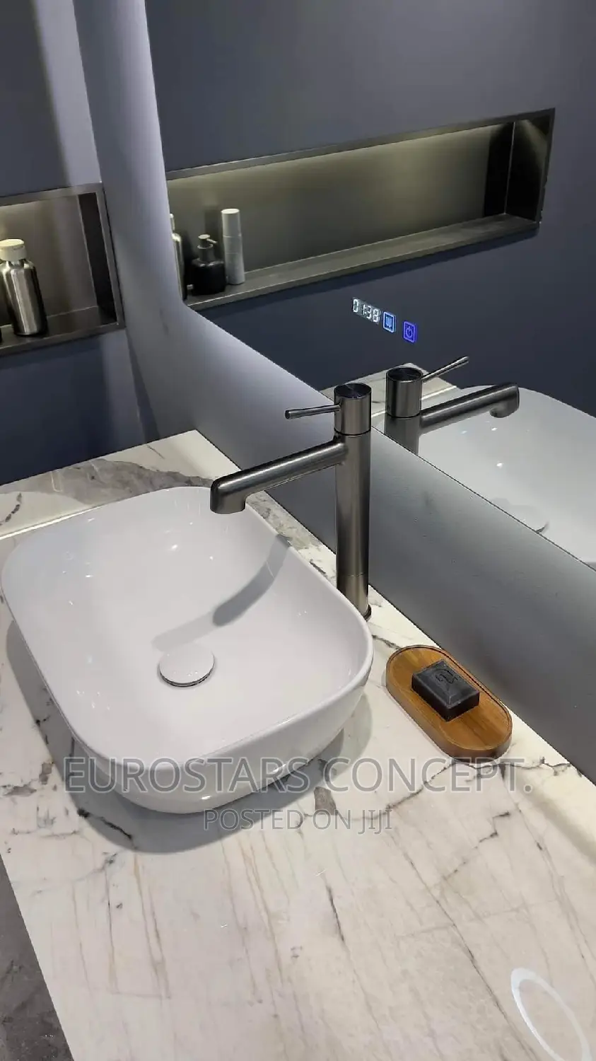 Modern Ceramic Wash Hand Basin