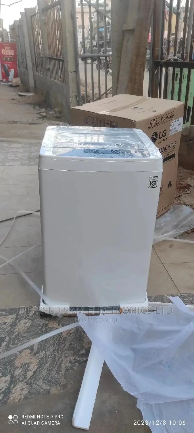 LG Inverter Washing Machine 8kg Top Loader Automatic 2 Yrs