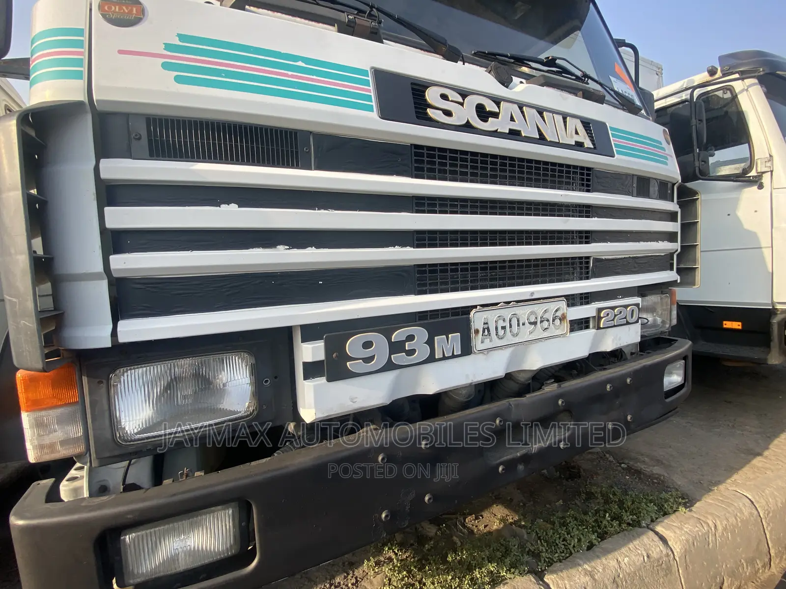 Scania 93m White Container Body, Long Frame.