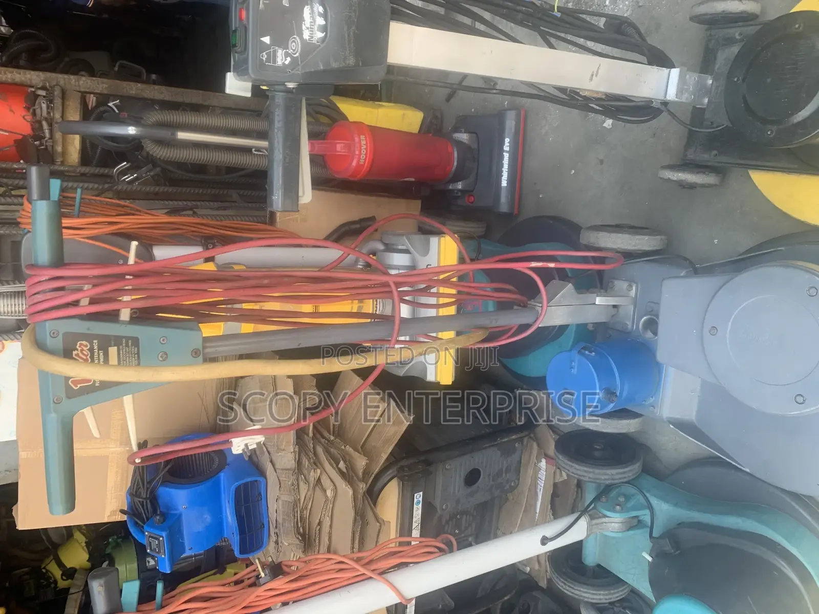 Industrial Tiles and Rug Scrubbers