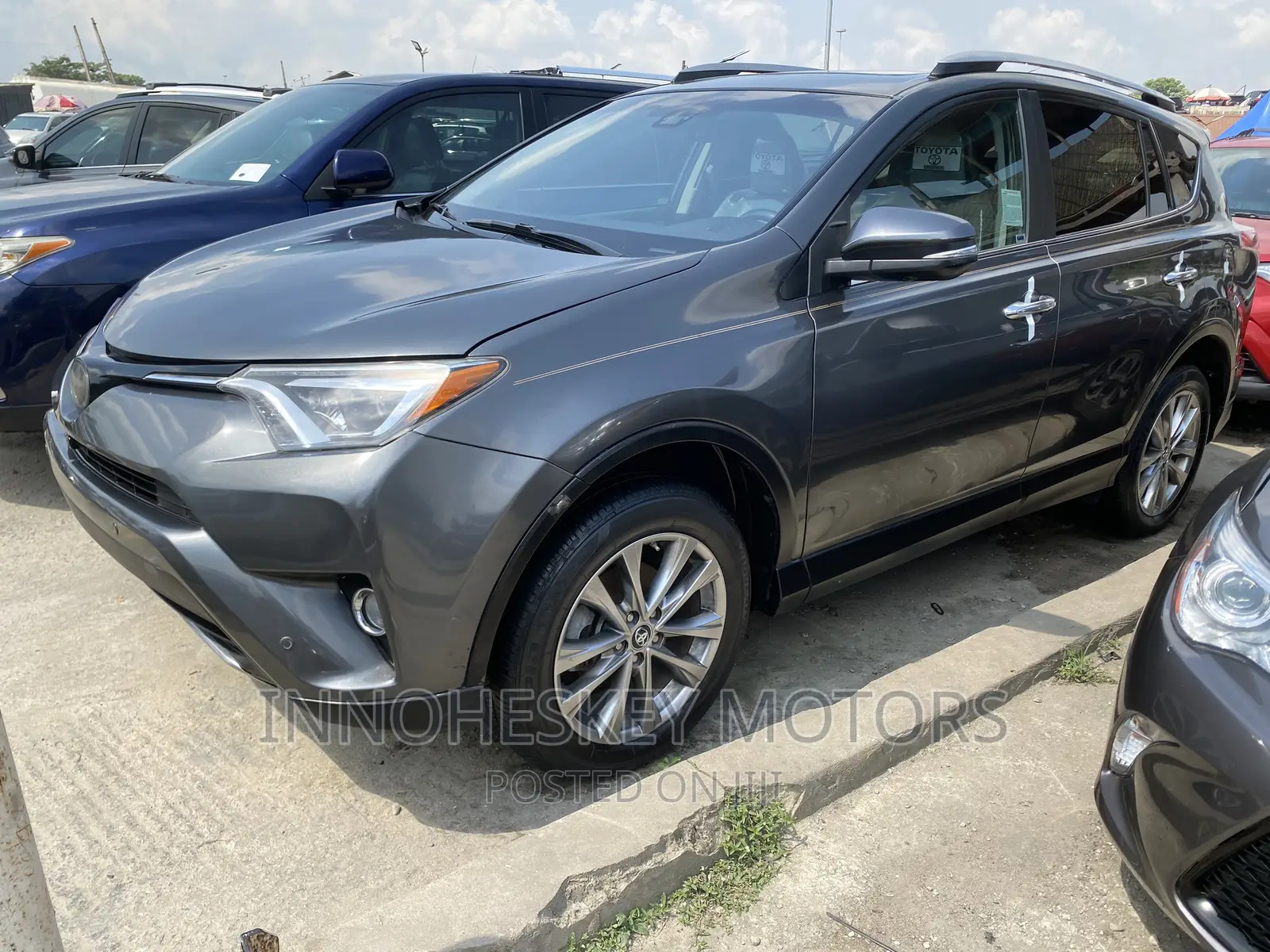 Toyota RAV4 2018 Gray