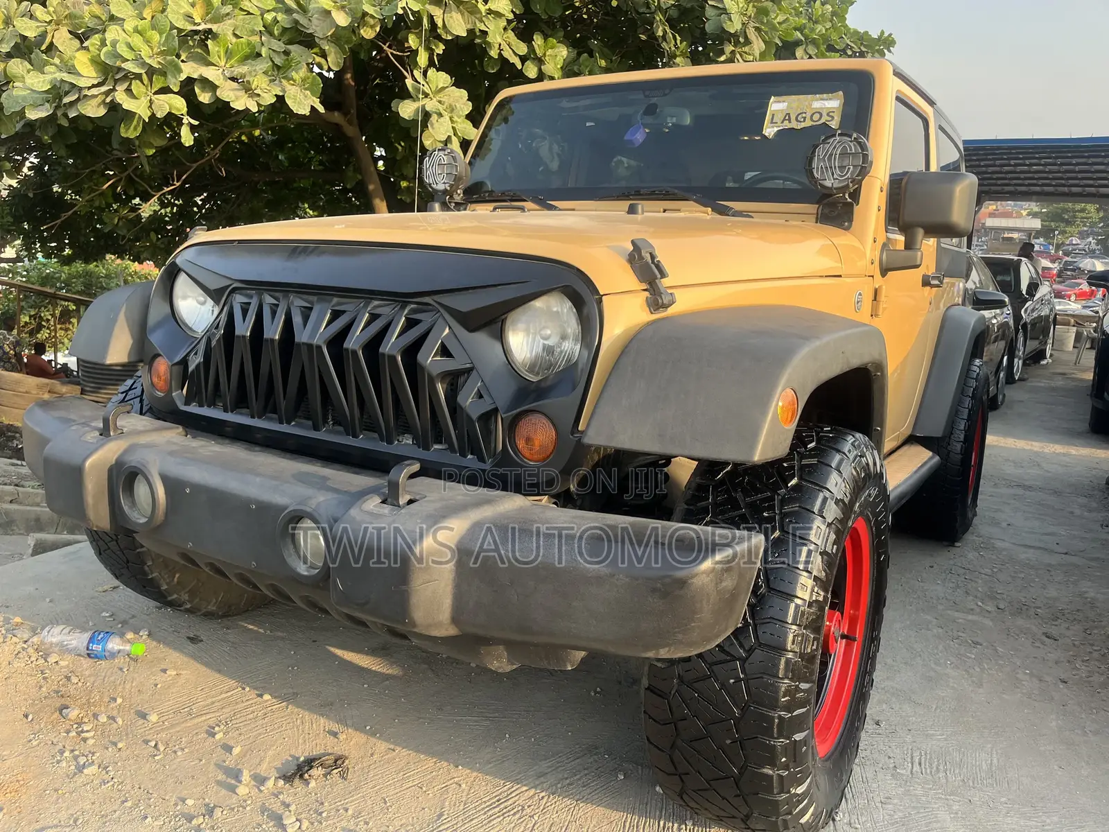Jeep Wrangler 2015 Gold